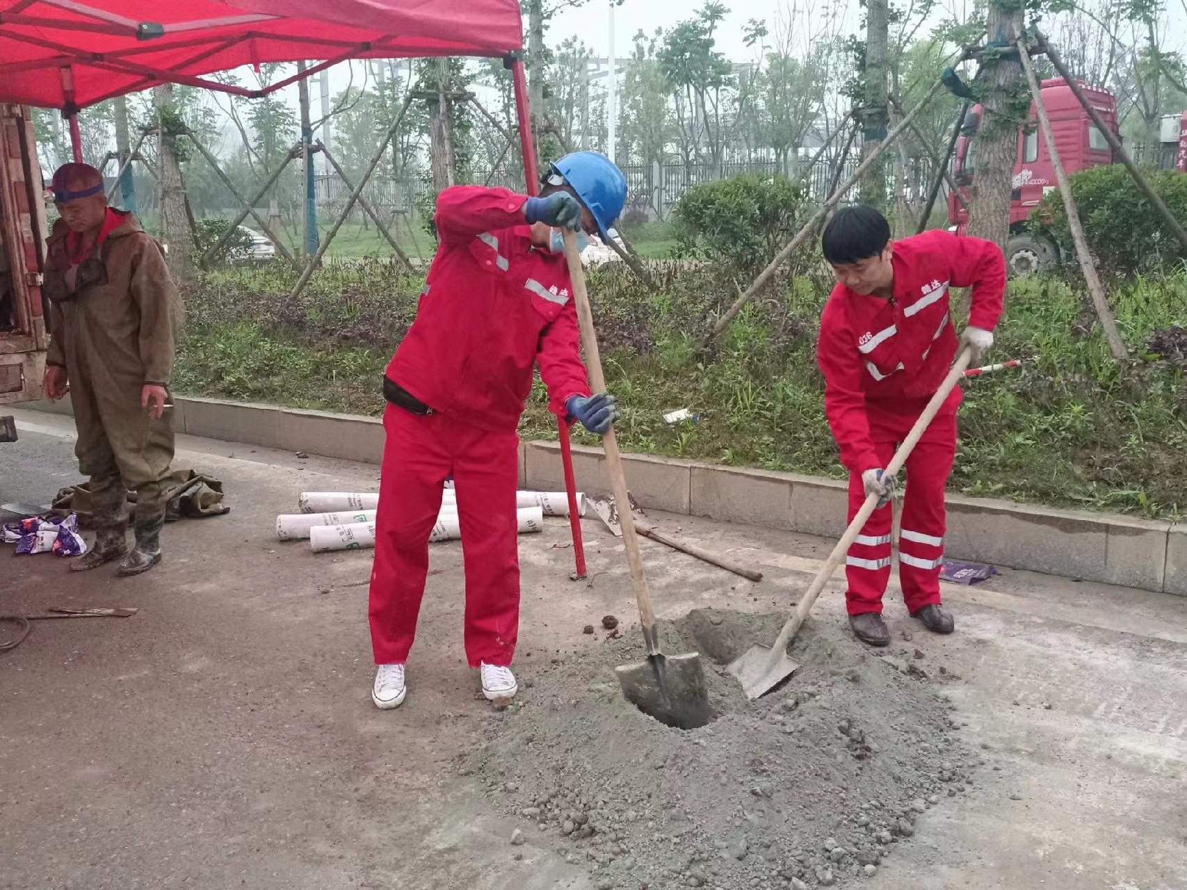 罗定管道疏通哪家好】及时进行市政管道清淤